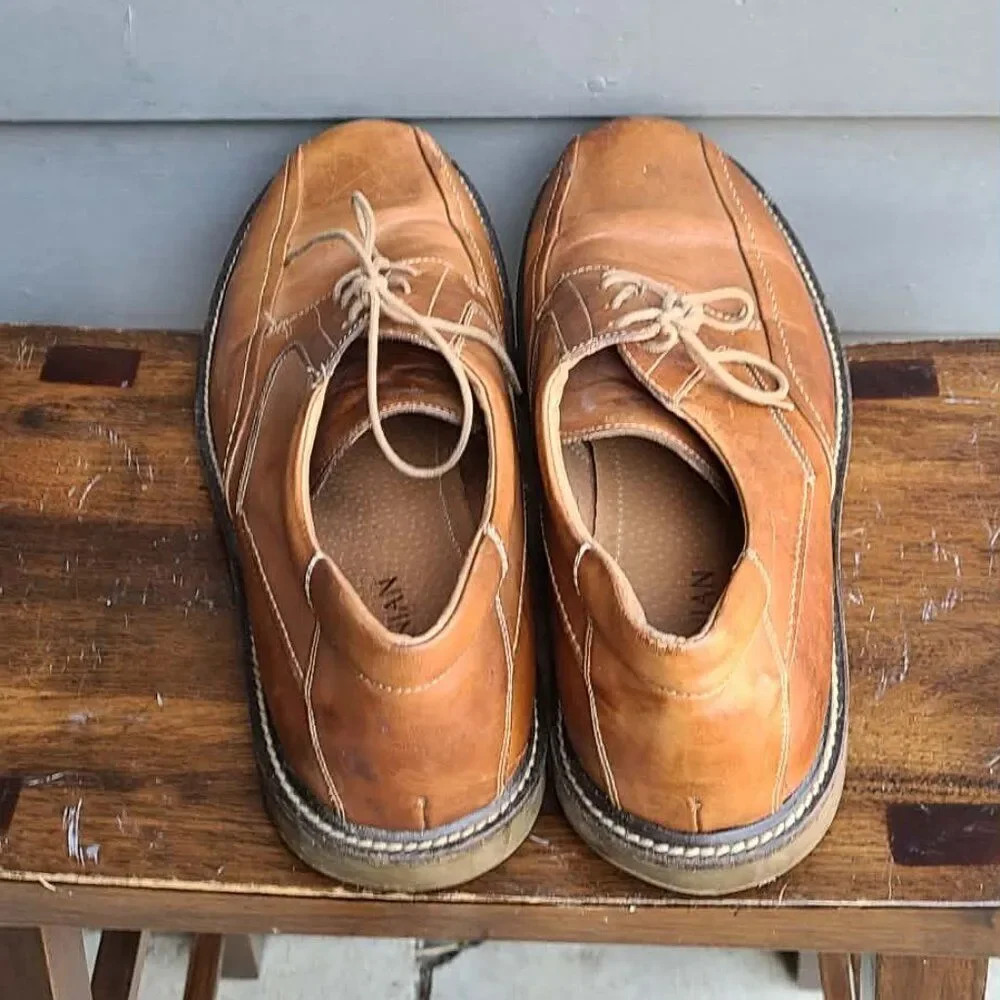 Bostonian Men's Leather Lace Up Almond Toe Dress Shoe 12 M